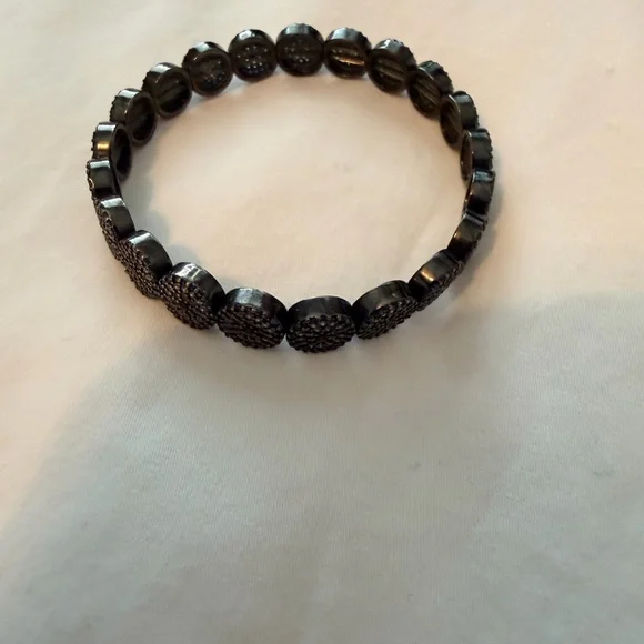 Lisa Gozlan Bracelet - Picture 4 of 4